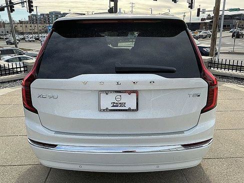 New 2026 Volvo XC90 T8 Ultra w/ Protection Package AWD/4WD image 9