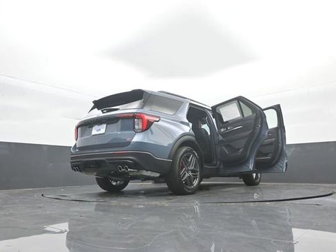 New 2026 Ford Explorer ST w/ Sun And Sound Package image 43