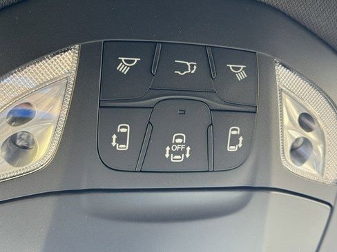 New 2026 Chrysler Pacifica Select image 26