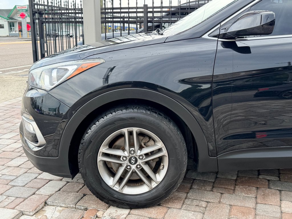 Used 2017 Hyundai Santa Fe Sport AWD/4WD image 12