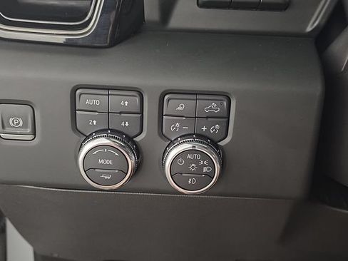 Certified 2024 GMC Sierra 1500 AT4X AWD/4WD image 23