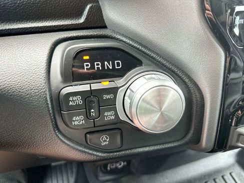 Used 2025 RAM 1500 Laramie AWD/4WD image 18