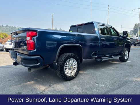 Used 2022 Chevrolet Silverado 3500 High Country w/ Technology Package AWD/4WD image 6