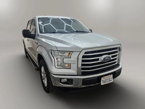 Used 2017 Ford F150 XLT w/ Equipment Group 301A Mid RWD image 2