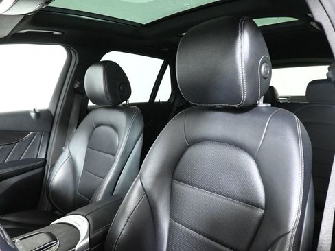 Used 2022 Mercedes-Benz GLC 300 4MATIC image 16