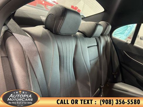 Used 2018 Mercedes-Benz E 400 4MATIC Sedan image 15