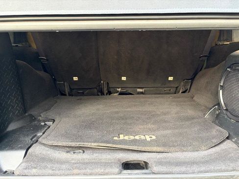 Used 2013 Jeep Wrangler Unlimited Sahara w/ Connectivity Group image 38