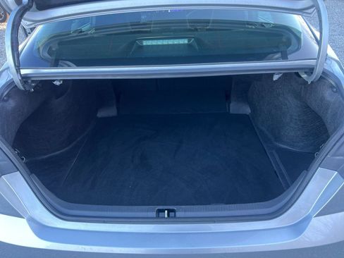 Used 2025 Toyota Camry LE image 30