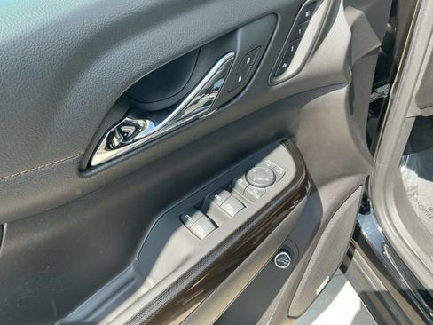 Used 2023 GMC Acadia AT4 w/ Technology Package AWD/4WD image 16