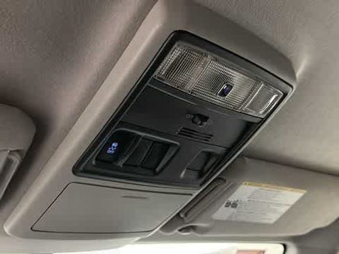 Used 2018 Toyota 4Runner SR5 RWD image 20