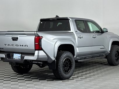 New 2025 Toyota Tacoma SR5