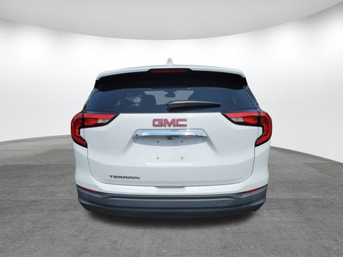 Used 2020 GMC Terrain SLE image 24