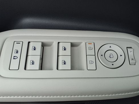 Used 2025 Hyundai Santa Fe Calligraphy image 23