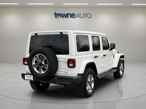 Used 2021 Jeep Wrangler Unlimited Sahara w/ Cold Weather Group image 5
