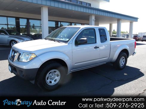 Used 2015 Nissan Frontier S RWD image 1