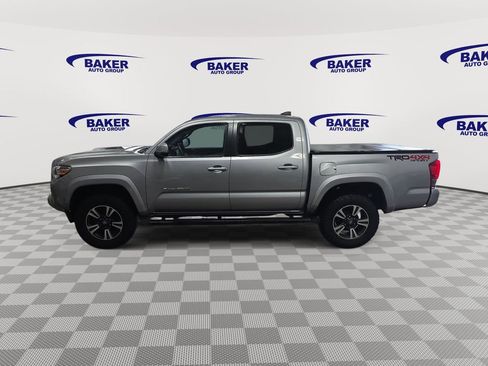 Used 2016 Toyota Tacoma TRD Sport w/ Towing Package image 8