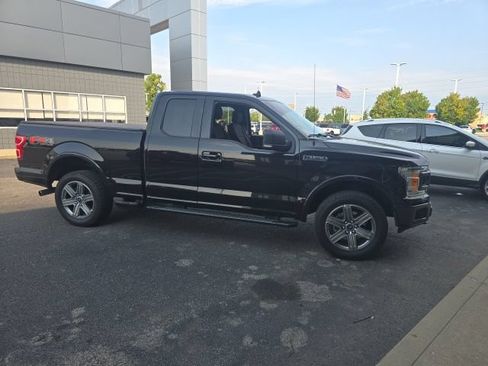 Used 2019 Ford F150 XLT w/ Equipment Group 302A Luxury AWD/4WD image 4