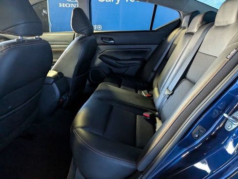 Used 2020 Nissan Altima 2.5 SR w/ Premium Package FWD image 12
