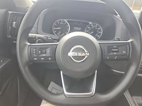 Certified 2024 Nissan Pathfinder S image 14