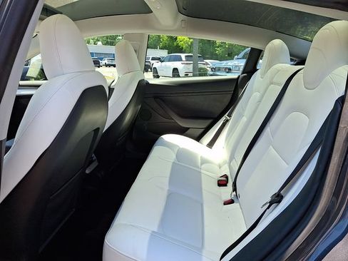Used 2023 Tesla Model 3 Standard Range RWD image 12