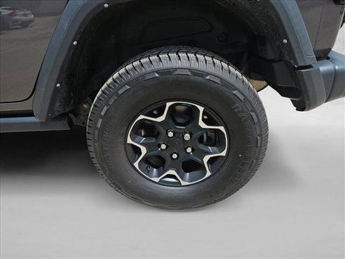 Used 2022 Jeep Wrangler Unlimited Rubicon 4xe w/ Cold Weather Group AWD/4WD image 9