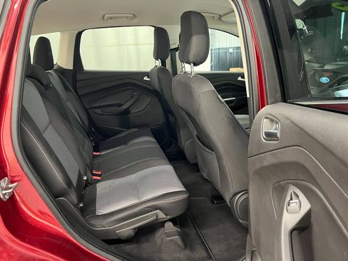 Used 2019 Ford Escape SE AWD/4WD image 10