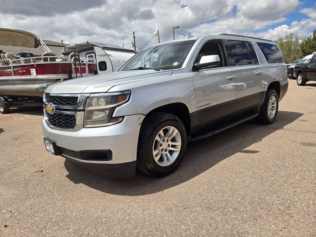 Used 2017 Chevrolet Suburban LT AWD/4WD image 4