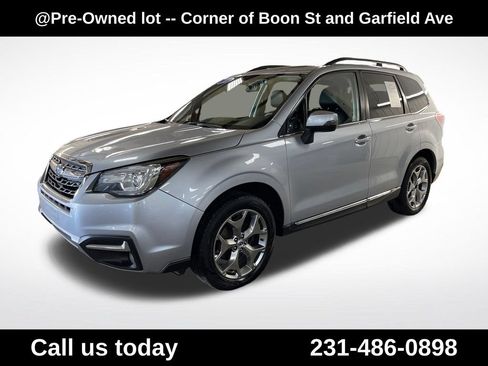 Used 2017 Subaru Forester 2.5i Touring AWD/4WD image 1