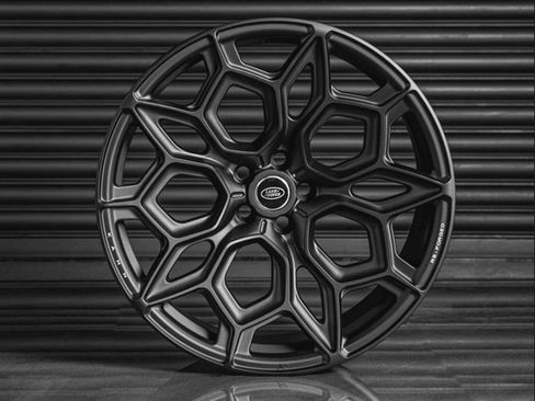 Used 2024 Land Rover Defender 110 X-Dynamic SE image 51