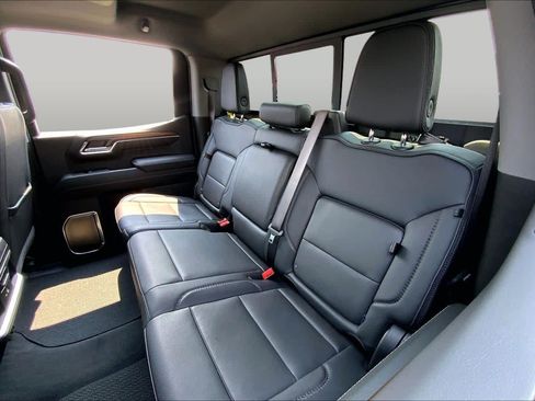 Used 2024 GMC Sierra 1500 Denali w/ Denali Reserve Package AWD/4WD image 20