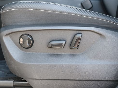 Used 2022 Volkswagen Atlas Cross Sport SE image 20