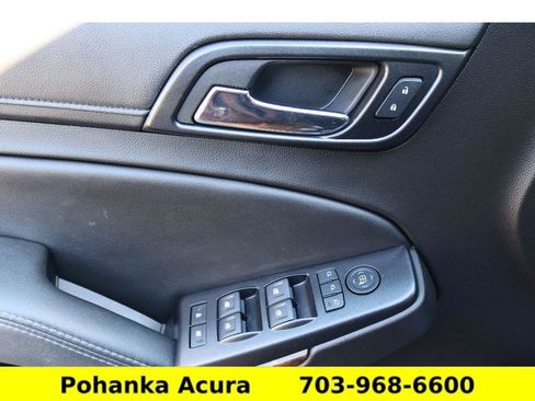 Used 2018 Chevrolet Suburban LT w/ Luxury Package image 21