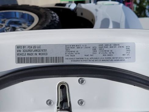 Used 2021 RAM 2500 Laramie AWD/4WD image 18