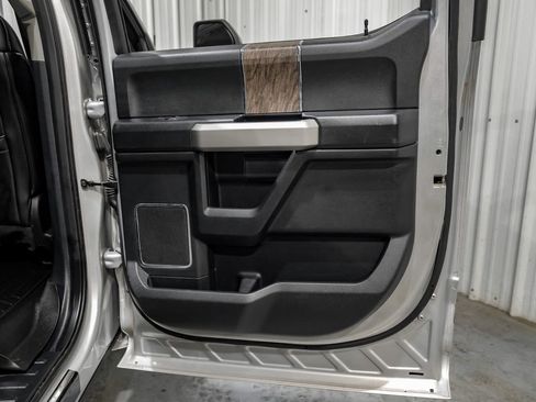 Used 2019 Ford F250 Lariat image 47