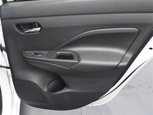 Used 2025 Nissan Versa SV w/ Trunk Package image 29