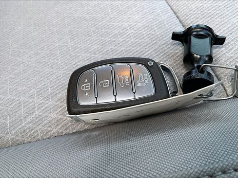 Used 2016 Hyundai Tucson Sport AWD/4WD image 14