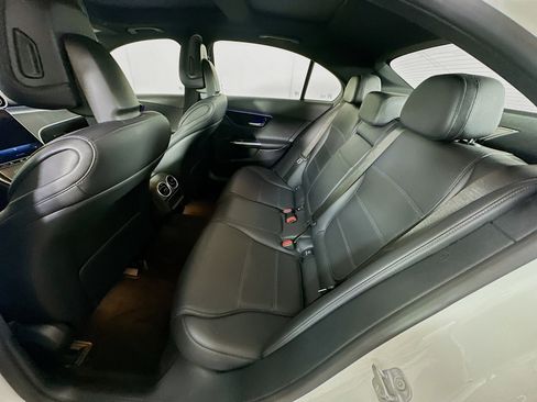 Used 2024 Mercedes-Benz C 300 Sedan image 28