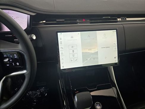 New 2026 Land Rover Range Rover Sport SE AWD/4WD image 16