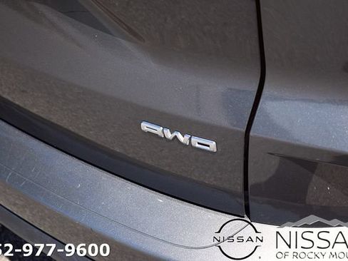 Used 2024 Ford Escape ST-Line AWD/4WD image 8