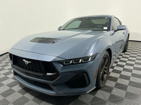 Used 2024 Ford Mustang GT RWD image 7