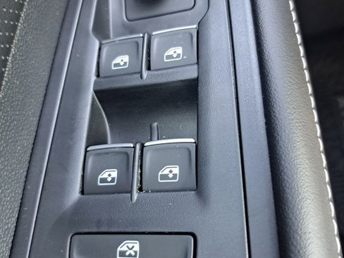 New 2026 Volkswagen Atlas Cross Sport SE image 16