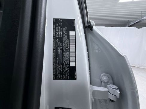 New 2026 Volvo XC90 T8 Ultra w/ Lounge Package AWD/4WD image 15