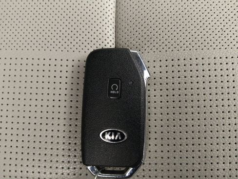 Used 2021 Kia Telluride EX w/ EX Premium Package AWD/4WD image 32