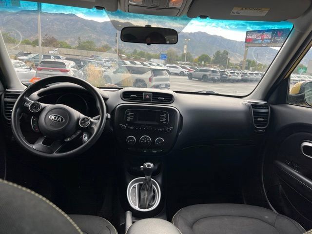 Used 2015 Kia Soul + w/ Eco Package FWD image 19