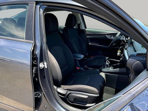 Used 2019 Kia Forte Sedan FWD image 7