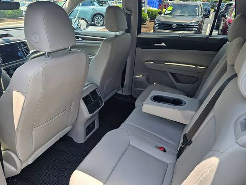 Used 2023 Volkswagen Atlas SE FWD image 13