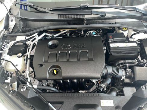 Used 2019 Toyota C-HR XLE image 29