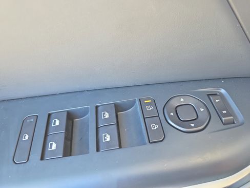 Certified 2025 Kia K4 GT-Line w/ GT-Line Premium Package image 26