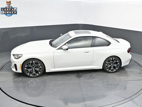 Certified 2025 BMW 230i Coupe w/ Premium Package image 24