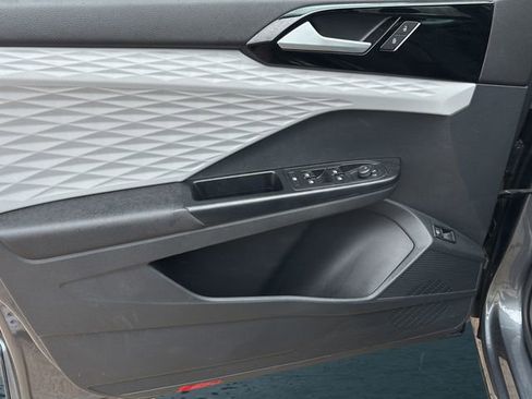 Used 2023 Volkswagen Taos S image 19